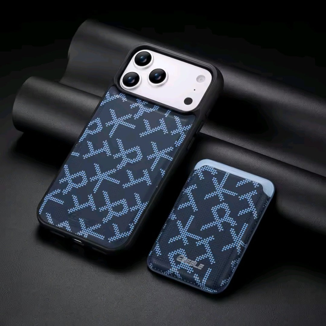 Stile, protezione e praticità in un unico accessorio. Scopri la custodia 2-in-1 con portafoglio magnetico staccabile. Progettata in pelle di lusso per offrire al tuo iPhone una protezione antiurto completa senza rinunciare all'eleganza.